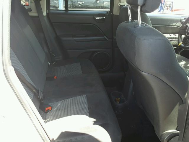 1C4NJCBB0DD258231 - 2013 JEEP COMPASS SP 银色 照片 6