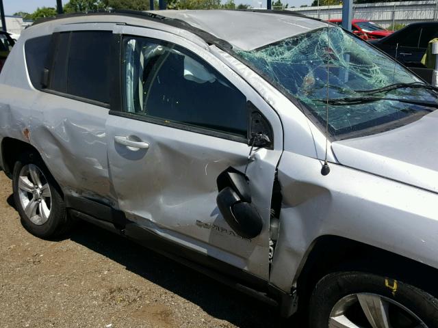 1C4NJCBB0DD258231 - 2013 JEEP COMPASS SP 银色 照片 9