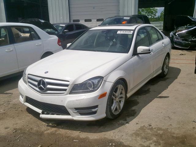 WDDGF4HB6DR289466 - 2013 MERCEDES-BENZ C 250 WHITE photo 2