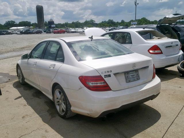 WDDGF4HB6DR289466 - 2013 MERCEDES-BENZ C 250 WHITE photo 3