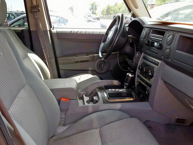 1J8HG48K97C663807 - 2007 JEEP COMMANDER BLACK photo 5