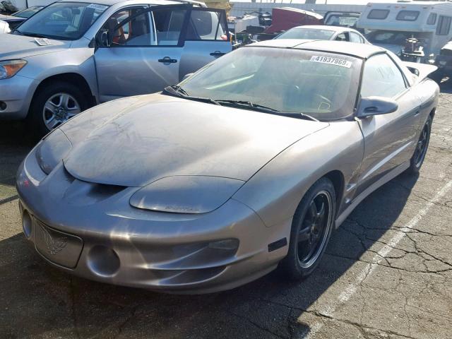 2G2FV22G8Y2109161 - 2000 PONTIAC FIREBIRD F TAN photo 2