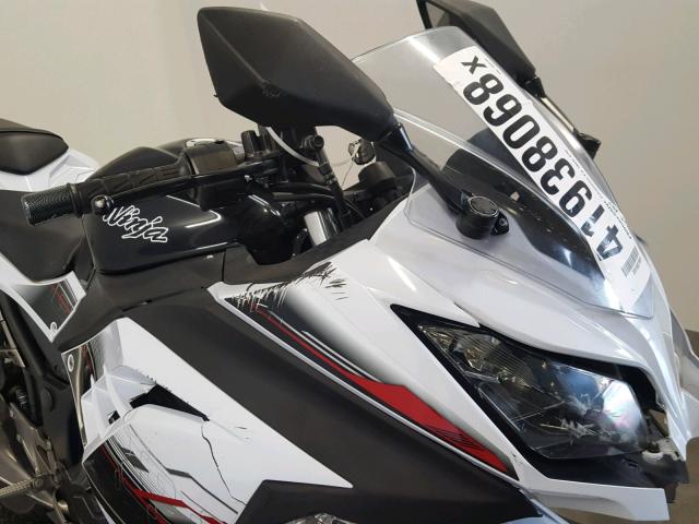 JKAEX8A14EA005205 - 2014 KAWASAKI EX300 A WHITE photo 19