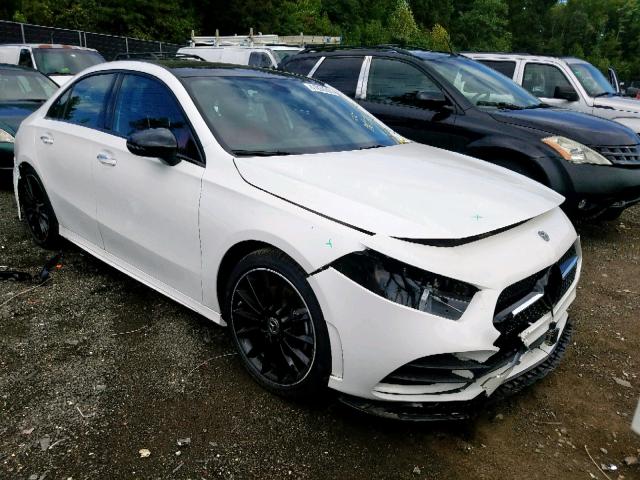 WDD3G4FB3KW005546 - 2019 MERCEDES-BENZ A 220 WHITE photo 1