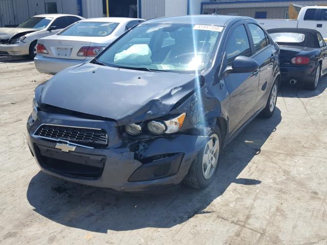 1G1JA5SH6D4244387 - 2013 CHEVROLET SONIC LS 石墨色 照片 2