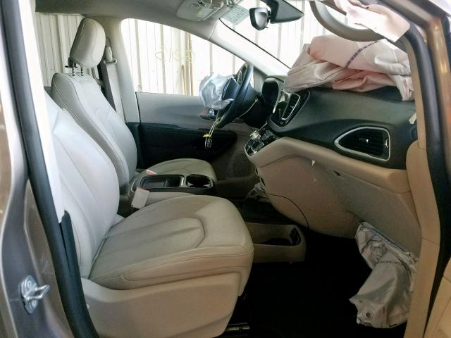 2C4RC1L72JR195281 - 2018 CHRYSLER PACIFICA H TAN photo 5