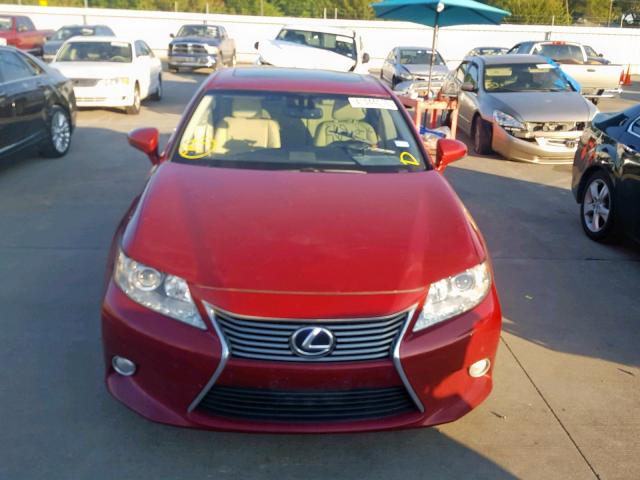 JTHBW1GG2F2086410 - 2015 LEXUS ES 300H MAROON photo 9