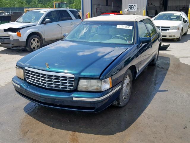 1G6KD54Y8WU746632 - 1998 CADILLAC DEVILLE GREEN photo 2