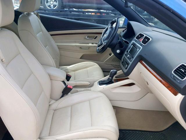 WVWFW7AH1CV019394 - 2012 VOLKSWAGEN EOS LUX 蓝色 照片 5