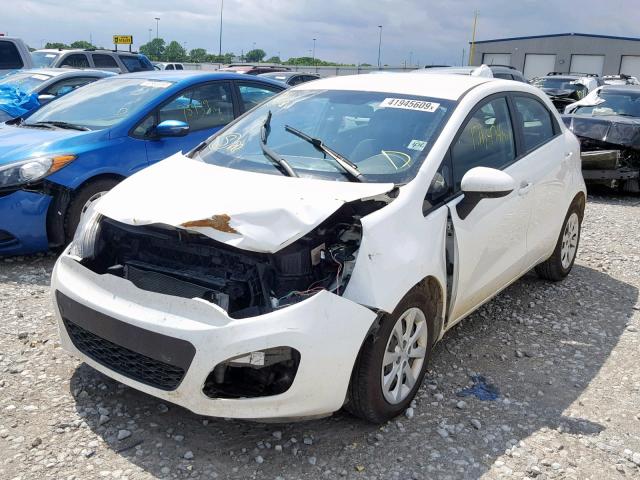 KNADM5A33D6171031 - 2013 KIA RIO LX WHITE photo 2