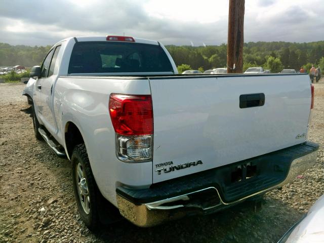 5TFUM5F18CX030328 - 2012 TOYOTA TUNDRA DOU WHITE photo 3