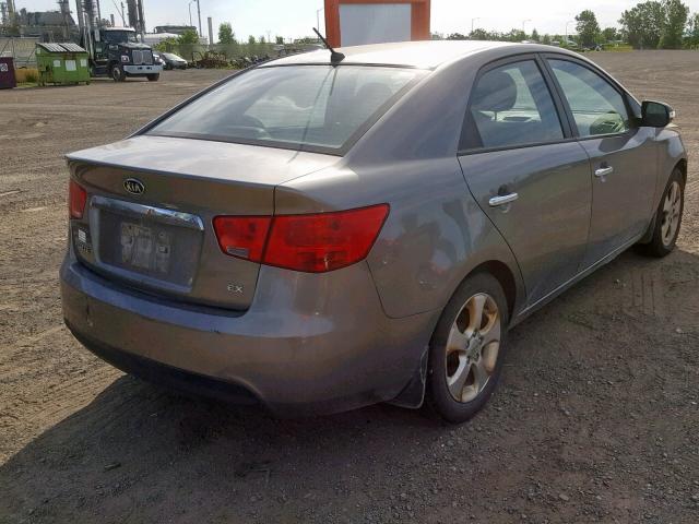 KNAFU4A22A5295321 - 2010 KIA FORTE EX GRAY photo 4