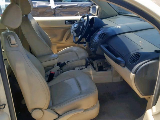 3VWRW31C48M527108 - 2008 VOLKSWAGEN NEW BEETLE კრემისფერი ფოტო 5