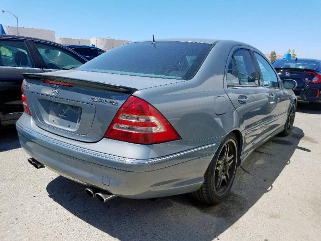 WDBRF76J25F649476 - 2005 MERCEDES-BENZ C 55 AMG SILVER photo 4