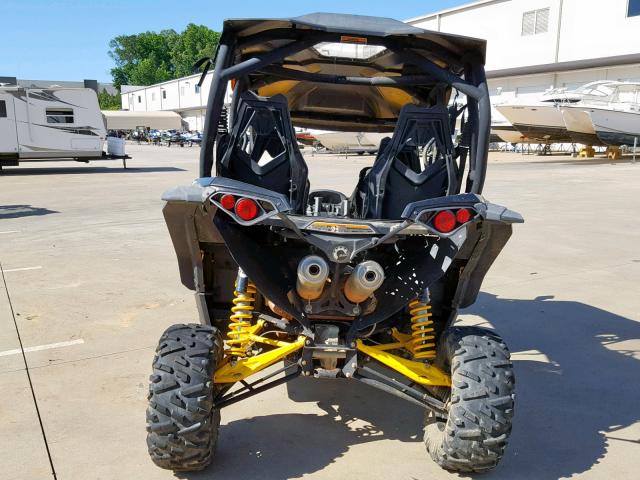 3JBPNLP12EJ000641 - 2014 CAN-AM MAVERICK M YELLOW photo 4