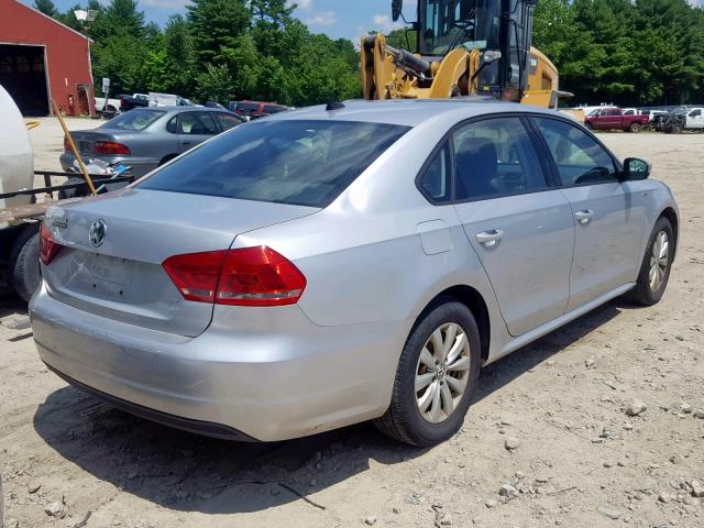 1VWAP7A38DC137870 - 2013 VOLKSWAGEN PASSAT S SILVER photo 4