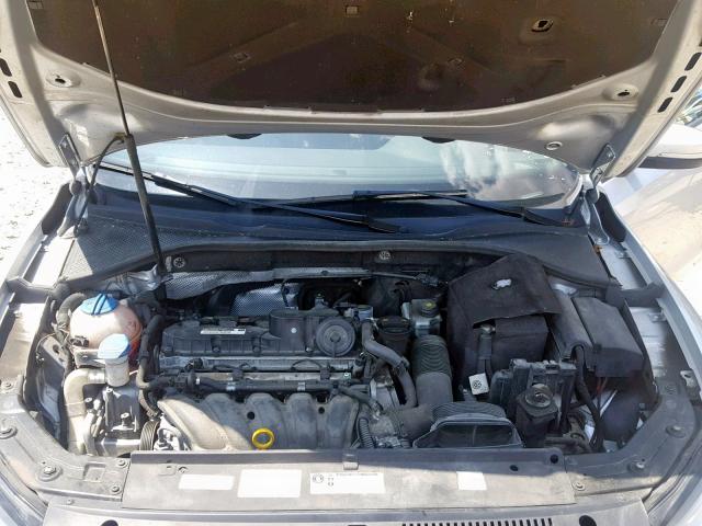 1VWAP7A38DC137870 - 2013 VOLKSWAGEN PASSAT S SILVER photo 7