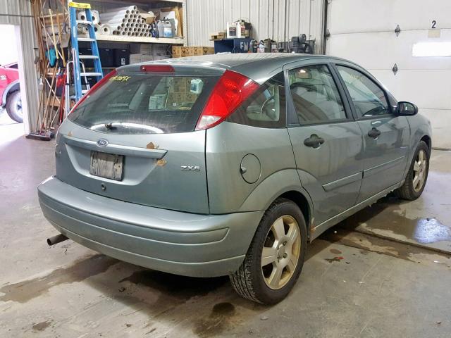 3FAFP37N65R133559 - 2005 FORD FOCUS ZX5 GREEN photo 4