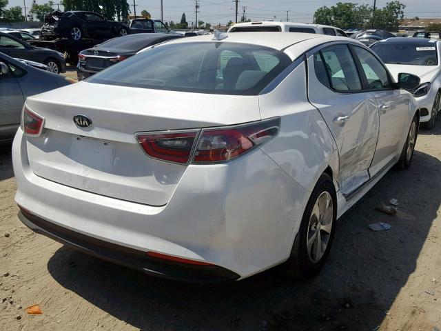 KNAGM4AD3F5089065 - 2015 KIA OPTIMA HYB WHITE photo 4