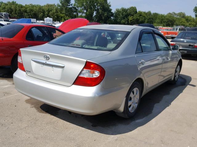 4T1BE32K93U758857 - 2003 TOYOTA CAMRY LE SILVER photo 4