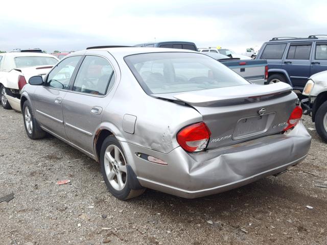 JN1CA31A11T104907 - 2001 NISSAN MAXIMA GXE SILVER photo 3