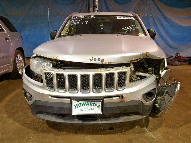 1C4NJDAB5CD663362 - 2012 JEEP COMPASS SILVER photo 9