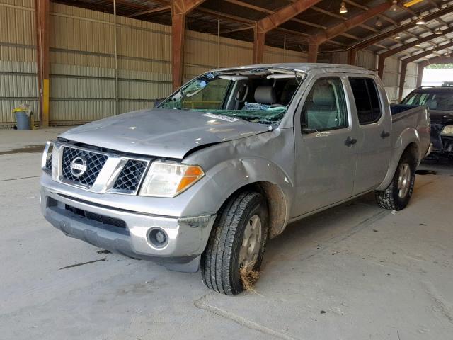 1N6AD07U58C430650 - 2008 NISSAN FRONTIER C GRAY photo 2