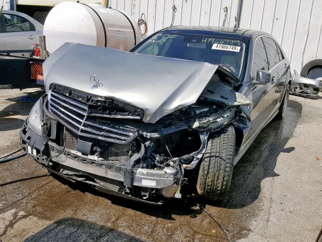 WDDNG7DB6DA532199 - 2013 MERCEDES-BENZ S 550 SILVER photo 2