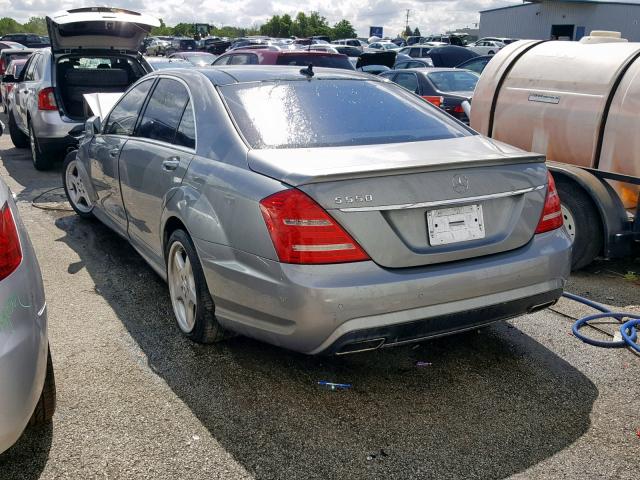 WDDNG7DB6DA532199 - 2013 MERCEDES-BENZ S 550 SILVER photo 3