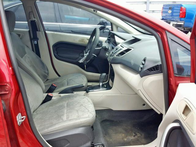 3FADP4BJ4BM166473 - 2011 FORD FIESTA SE RED photo 5