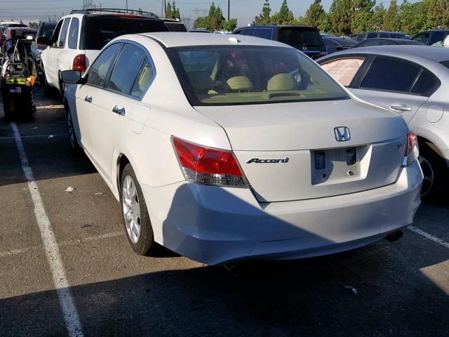 1HGCP3F85AA027313 - 2010 HONDA ACCORD EXL WHITE photo 3