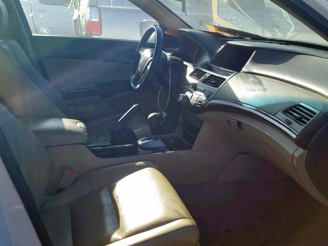 1HGCP3F85AA027313 - 2010 HONDA ACCORD EXL WHITE photo 5