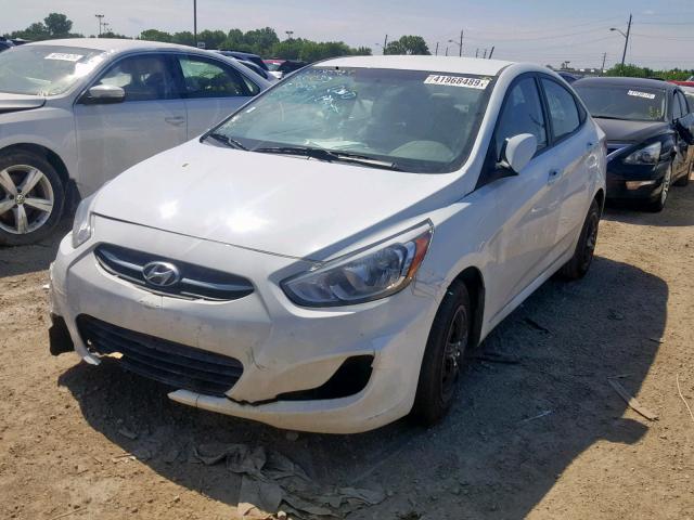 KMHCT4AE1GU950811 - 2016 HYUNDAI ACCENT SE WHITE photo 2