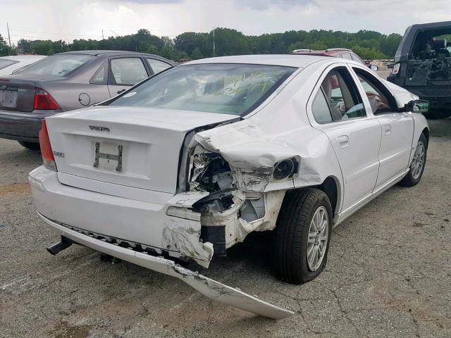 YV1RS612052476260 - 2005 VOLVO S60 WHITE photo 4