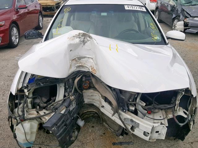 YV1RS612052476260 - 2005 VOLVO S60 WHITE photo 7