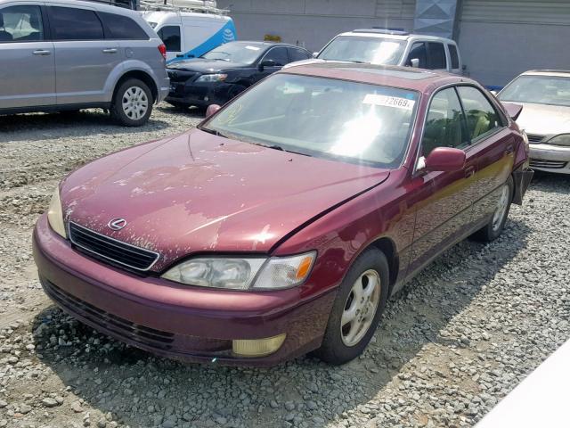 JT8BF22G5V5001781 - 1997 LEXUS ES 300 BURGUNDY photo 2