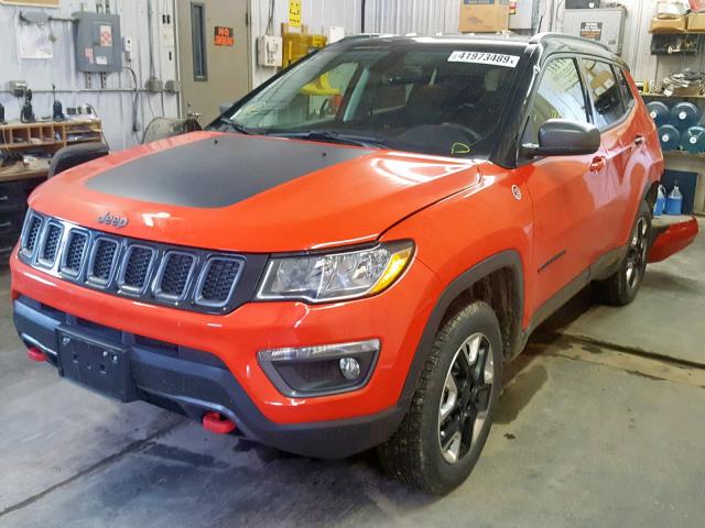 3C4NJDDB2JT207564 - 2018 JEEP COMPASS TR ORANGE photo 2