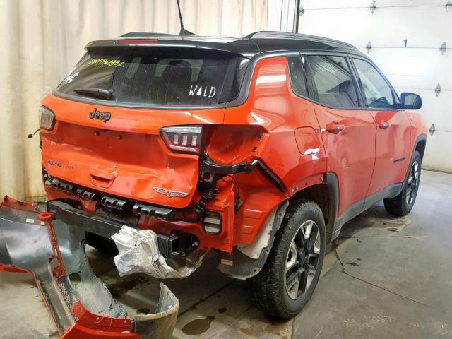 3C4NJDDB2JT207564 - 2018 JEEP COMPASS TR ORANGE photo 4