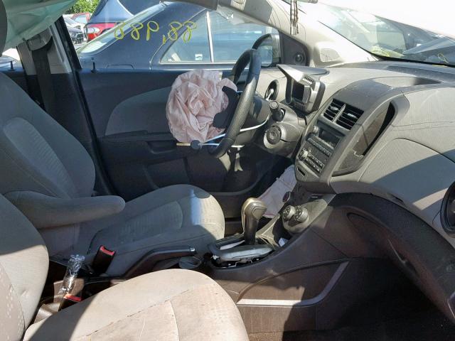 1G1JA5SH6C4186635 - 2012 CHEVROLET SONIC LS CHARCOAL photo 5