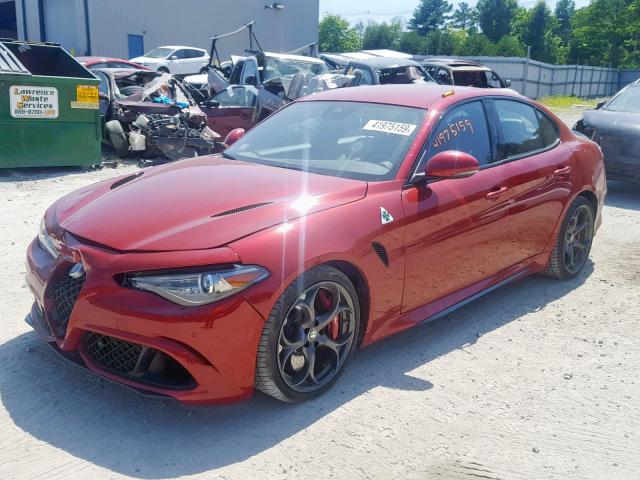 ZARFAEAV8H7535262 - 2017 ALFA ROMEO GIULIA QUA RED photo 2