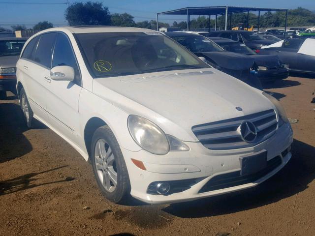 4JGCB56E18A067540 - 2008 MERCEDES-BENZ R 350 WHITE photo 1