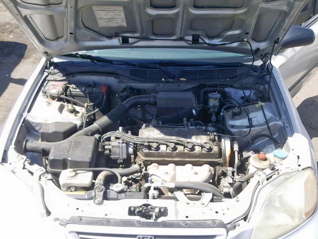 1HGEJ622XVL082041 - 1997 HONDA CIVIC DX SILVER photo 7