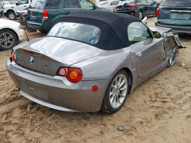 4USBT33473LR66231 - 2003 BMW Z4 2.5 GRAY photo 4