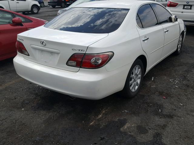 JTHBF30G220085656 - 2002 LEXUS ES 300 WHITE photo 4