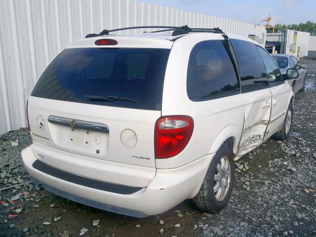 2A8GP54L26R663556 - 2006 CHRYSLER TOWN & COU WHITE photo 4