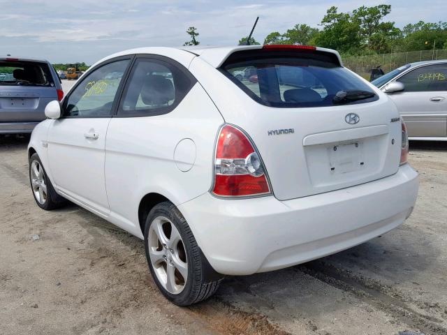 KMHCN36C27U023165 - 2007 HYUNDAI ACCENT SE WHITE photo 3