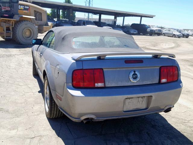 1ZVHT85H965193653 - 2006 FORD MUSTANG GT GRAY photo 3