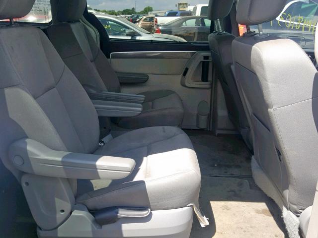 2V8HW34189R578277 - 2009 VOLKSWAGEN ROUTAN SE SILVER photo 6