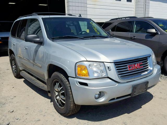 1GKDT13S582108761 - 2008 GMC ENVOY SILVER photo 1