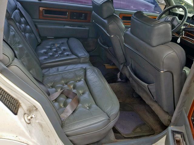 1G6CB5153K4324248 - 1989 CADILLAC FLEETWOOD WHITE photo 6